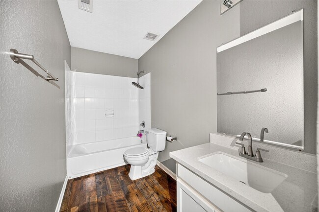 Building Photo - 20722 Fair Castle Dr