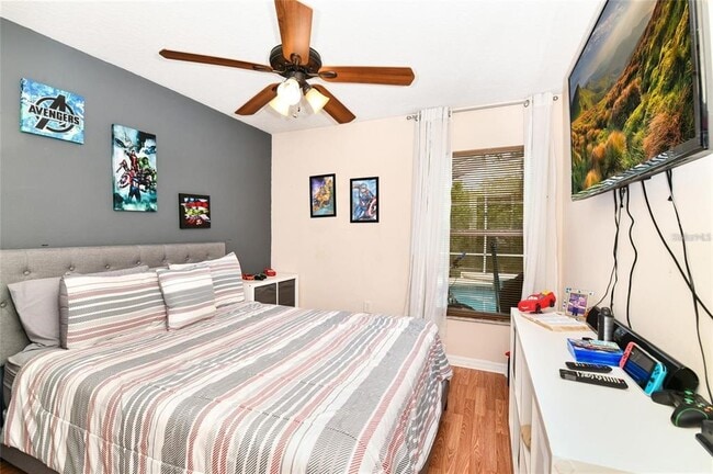 Building Photo - 436 Lake Shore Pkwy