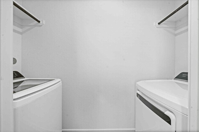 Building Photo - 3033 Dawn Sound Dr