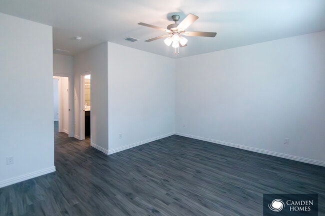 Building Photo - 4447 Giralang Ln