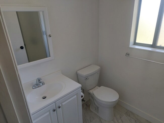 Building Photo - 3838 Los Santos Dr