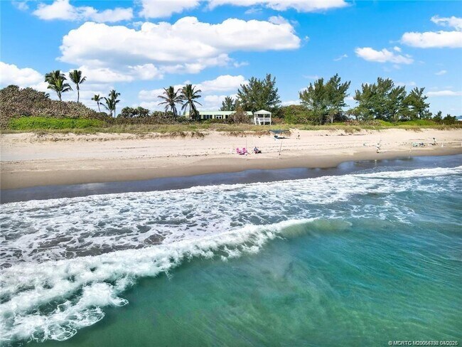 Building Photo - 10851 S Ocean Dr