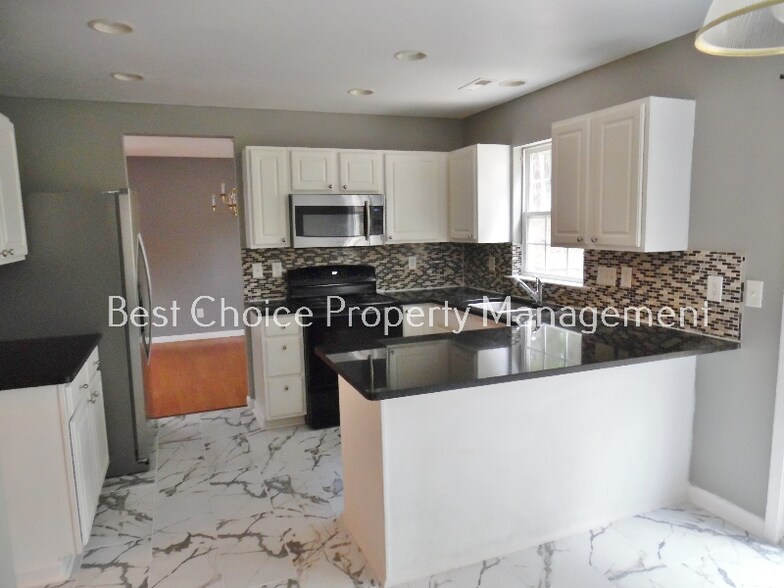 Building Photo - 4 Oyster Bay Ct
