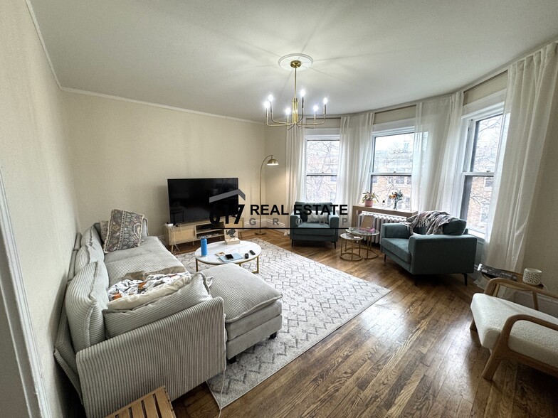 Building Photo - 11 Euston St