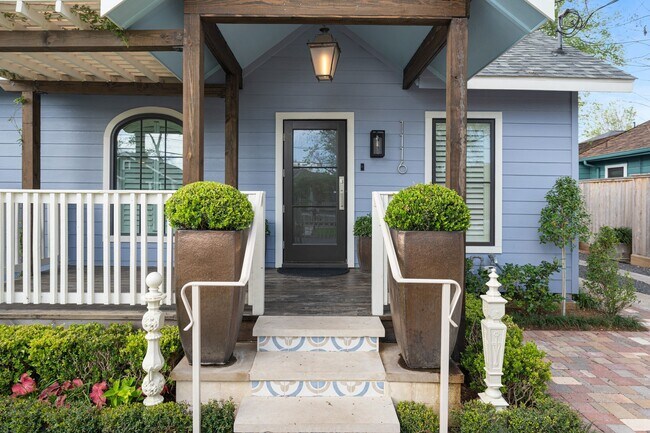 Building Photo - 1116 Nadine St