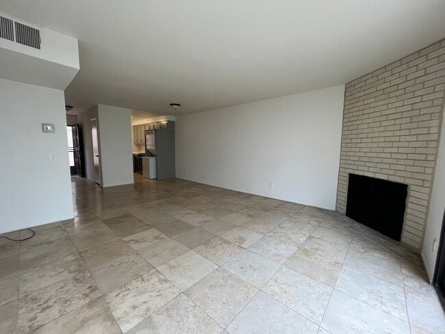 Building Photo - Newly updated bright two-story townhome...