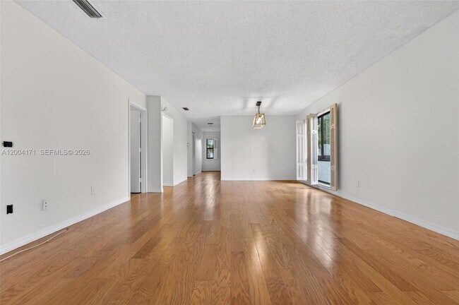 Building Photo - 21810 Cypress Cir