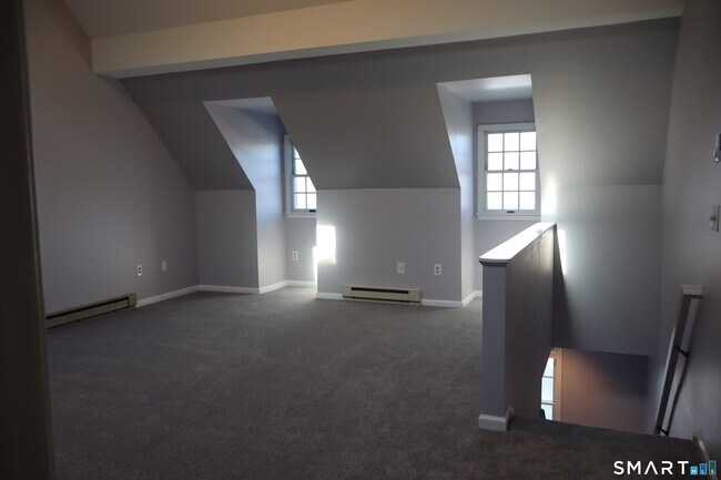 Building Photo - 15 Boughton St