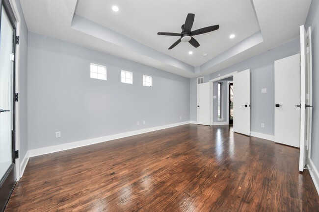 Building Photo - 5710 Cornish St