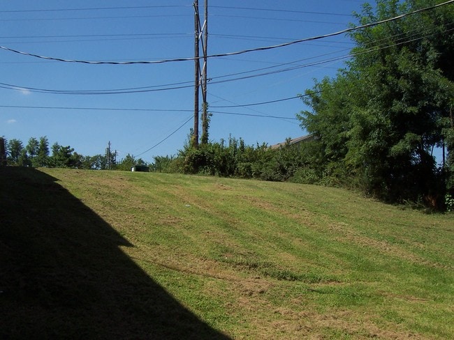 Primary Photo - 407 Turpin Dr