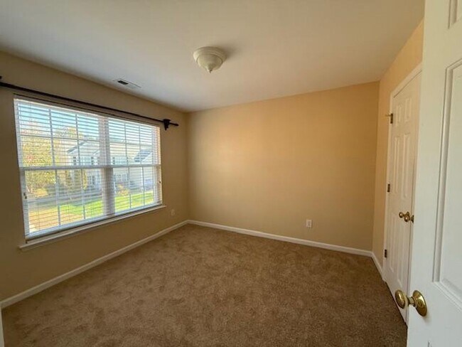 Building Photo - 3601 Pritchard Ct