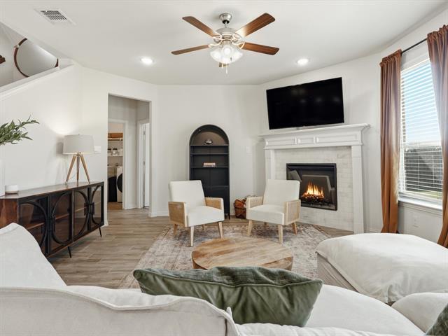 Building Photo - 1013 Wildwood Dr