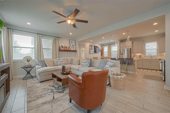 Building Photo - 23611 Blackhaw Blossom Ln