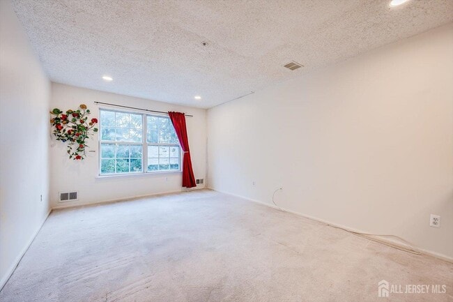 Building Photo - 10 Guisborough Way