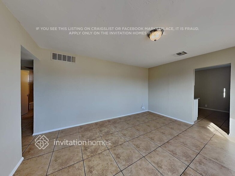 Building Photo - 8508 N 30th Dr