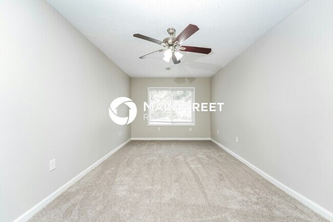 Building Photo - 5 Bedroom Pet-Friendly Home in STONE MOUNTAIN, GA with Main Street Renewal