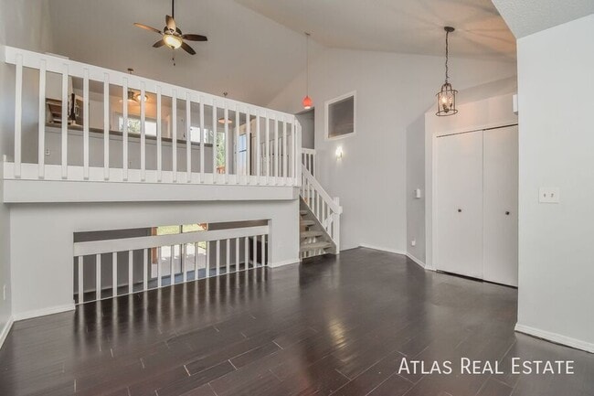 Building Photo - 3724 Adirondack Dr