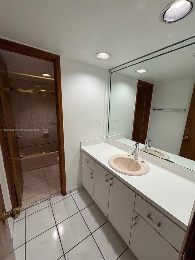 Building Photo - 10500 SW 108th Ave