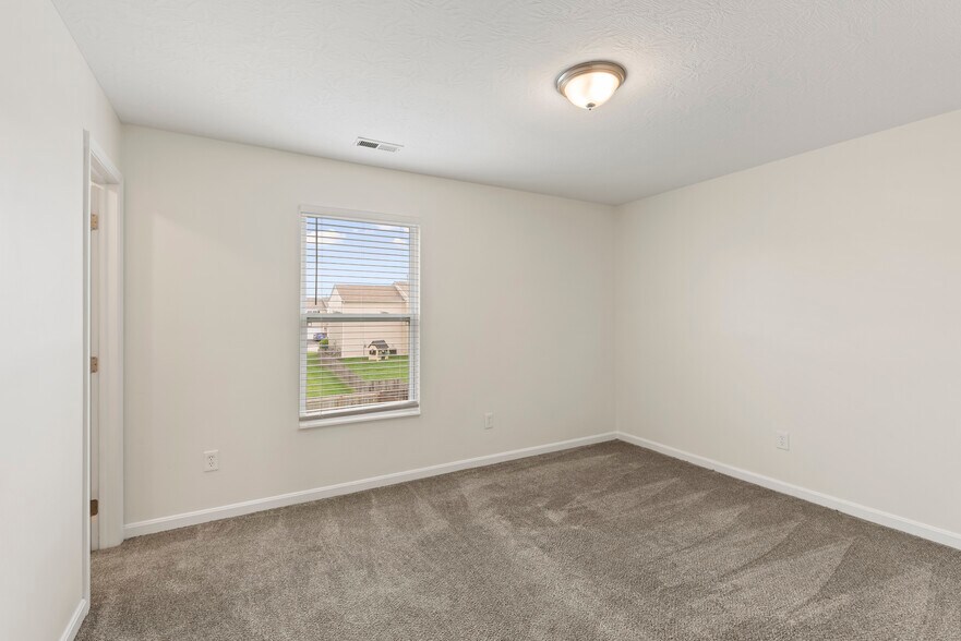Building Photo - 1260 Candora St