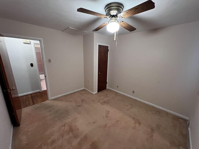 Building Photo - 4214 Blossomwood Dr