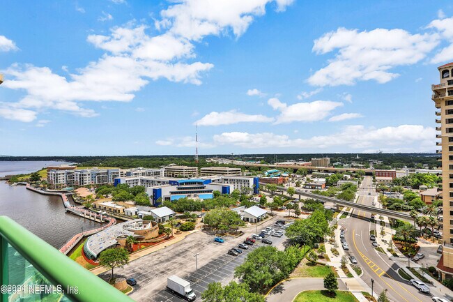 Building Photo - 1431 Riverplace Blvd