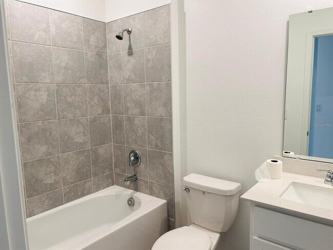 Building Photo - 649 Trotters Dr
