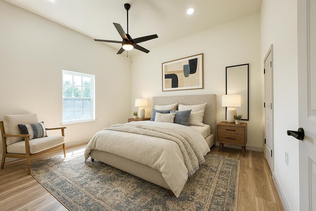 Building Photo - 321 Randolph St