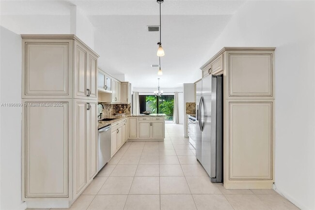 Building Photo - 7688 SW 105th Pl