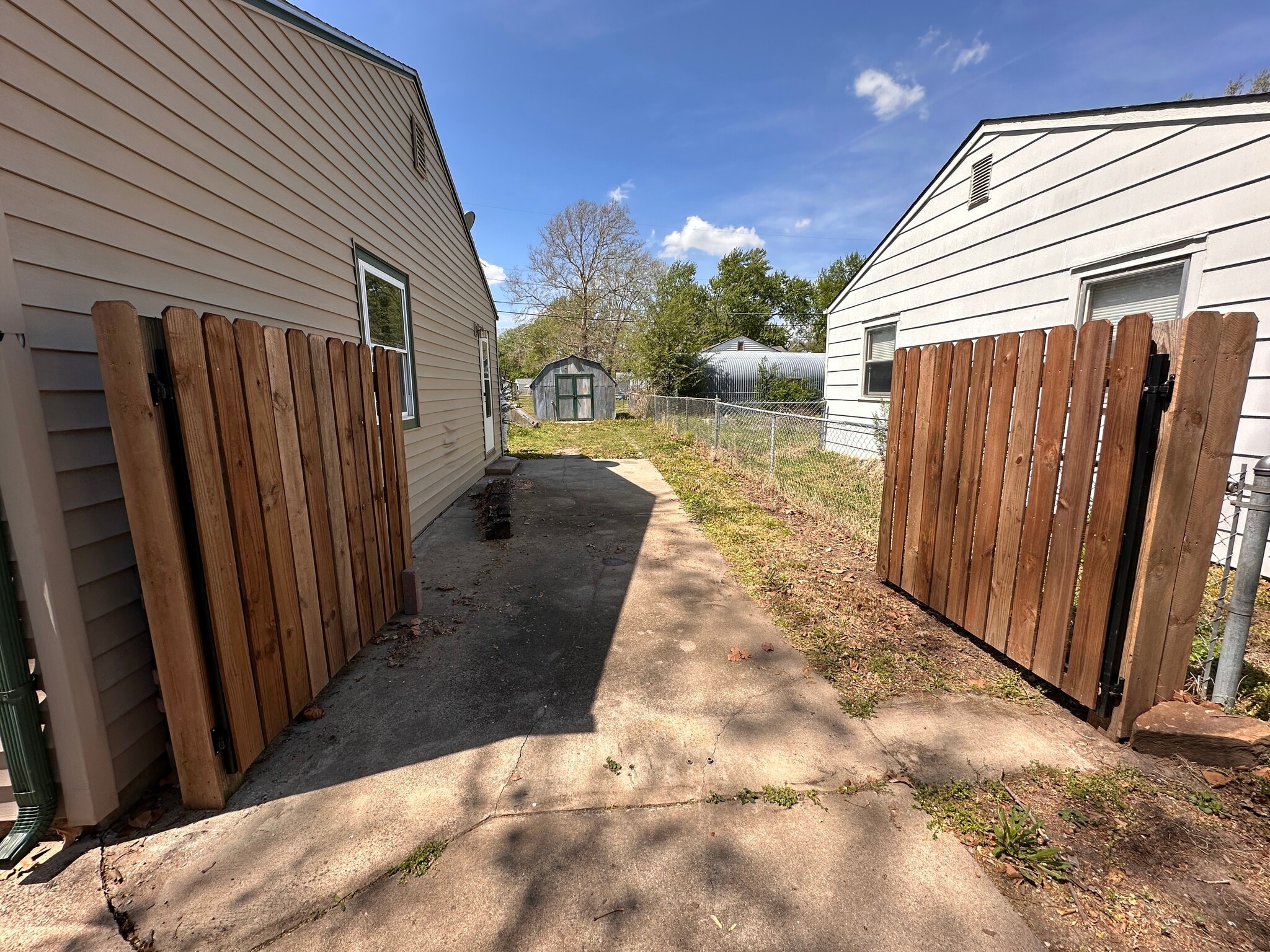 Building Photo - 345 Turkle Ave