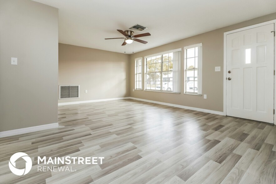 Building Photo - 4301 Straits Ln