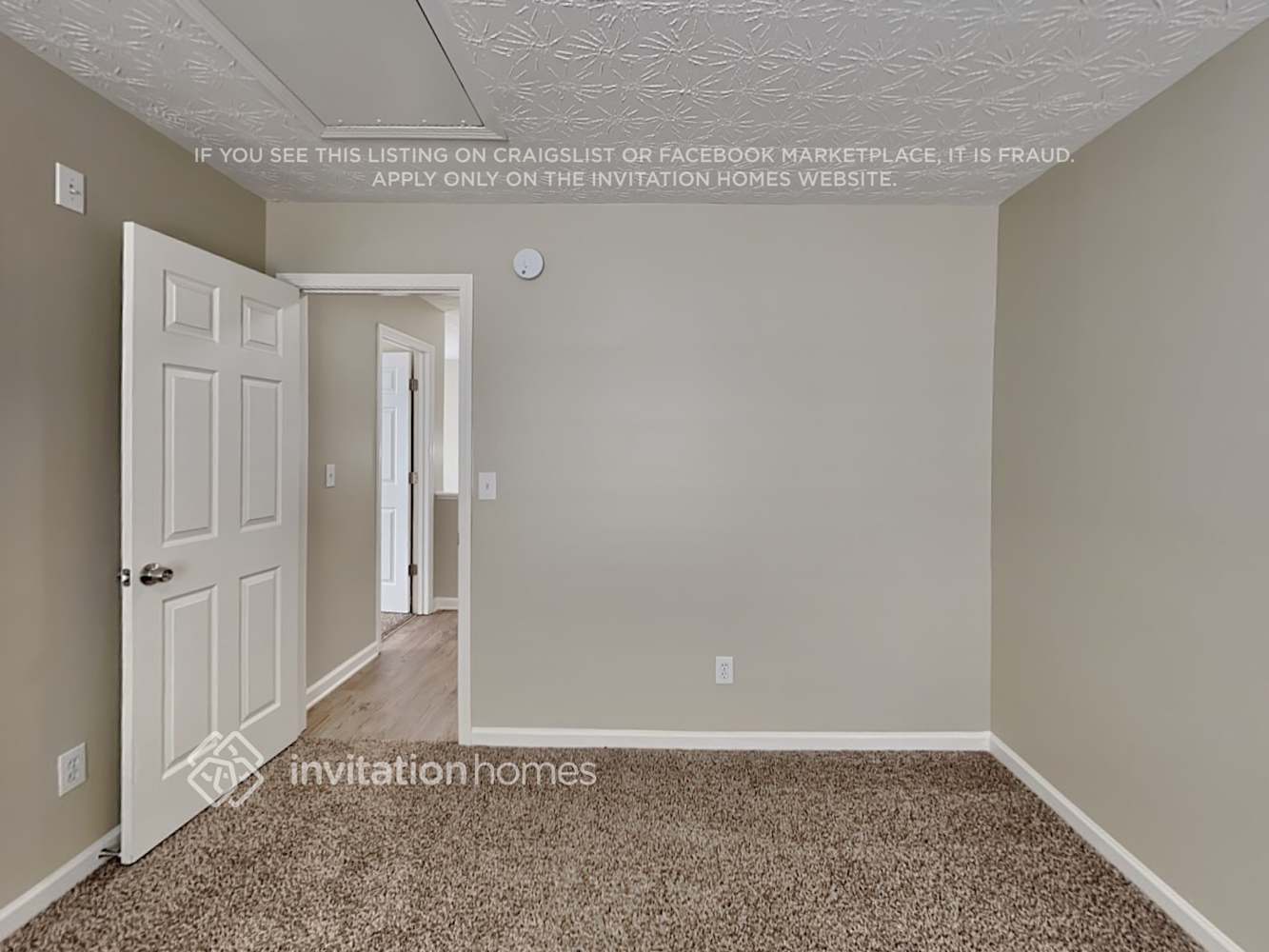 Building Photo - 371 Arrowhead Dr