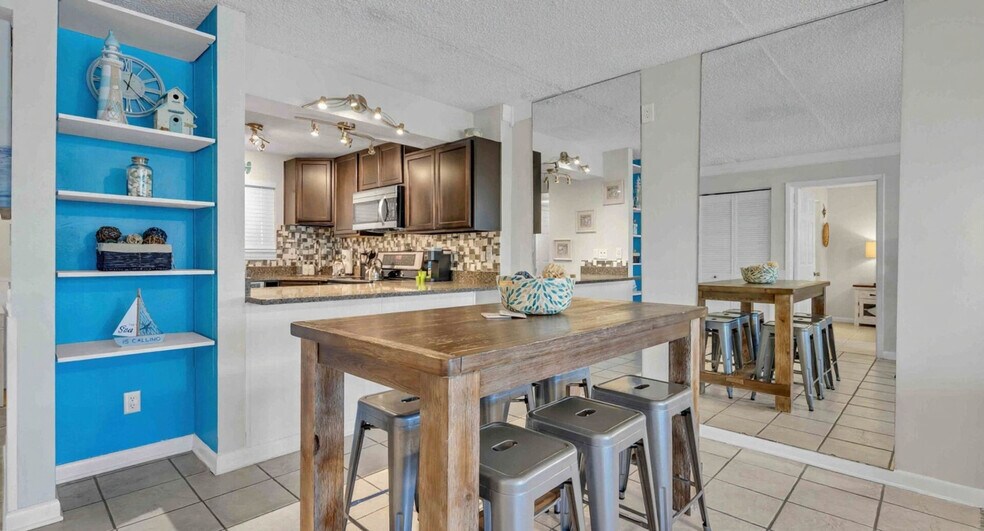 Building Photo - 770 Sundial Ct