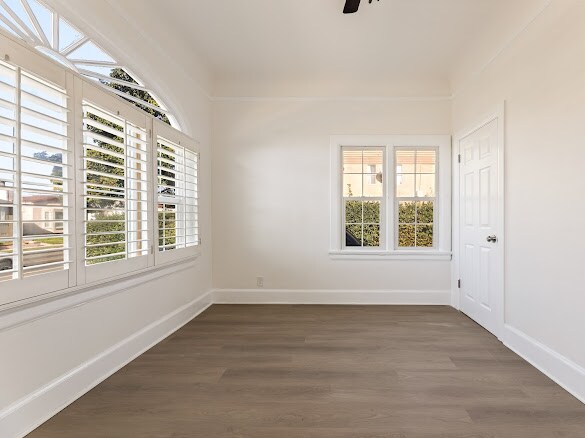 Building Photo - 6250 S Van Ness Ave