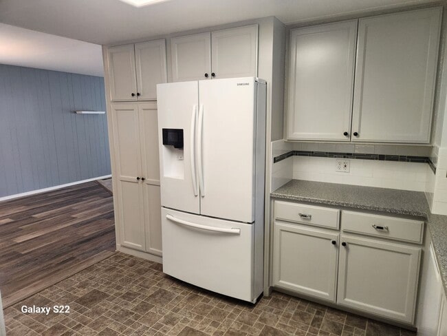 Building Photo - Charming 2-bedroom, 2- bathroom, mobile ho...