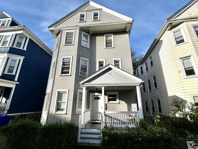 Primary Photo - 16 Dalrymple St