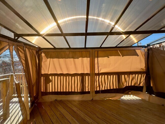 Building Photo - Charming 3 Bedroom/1 Bathroom in Woodring, MD!