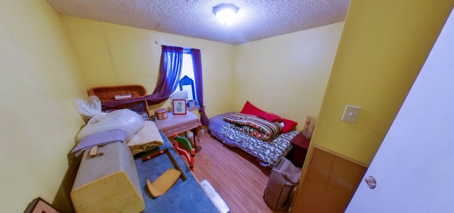 Building Photo - 3D Tour Available - Close to City Park + Garage Parking + Washer & Dryer! Available August 5th!