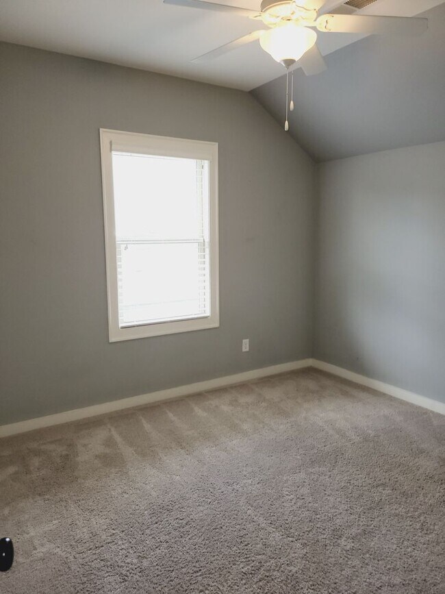 Building Photo - 4417 Tuckahoe Ln