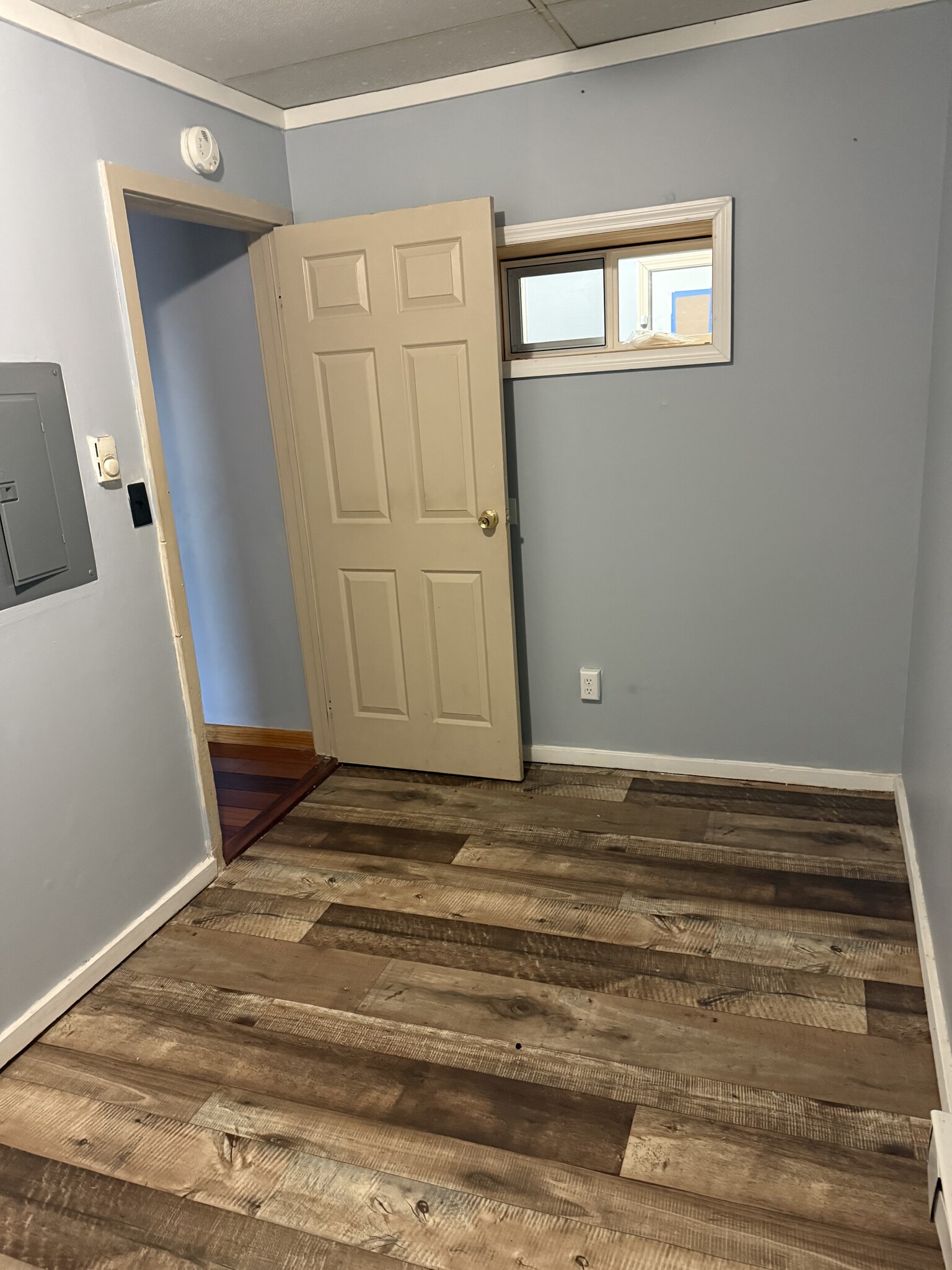 Bedroom - 427 S Pearl St