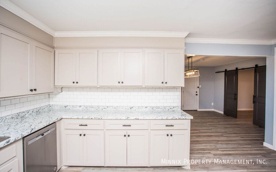 Building Photo - 3111 49th St