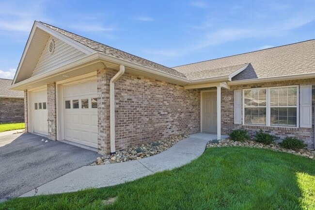 Building Photo - Single-Level Apartment Homes with Attached Private Garages – No Upstairs Neighbors