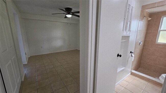 Building Photo - 284 Rotonda Blvd W