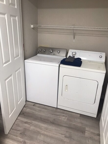 Building Photo - 614 3rd Ave S