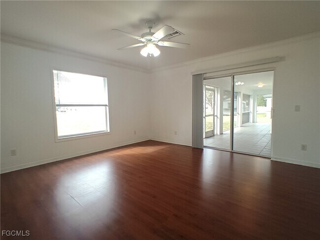 Building Photo - 1316 NE 20th Ave