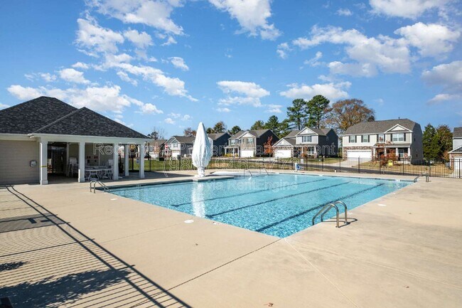 Building Photo - 10749 Adair Wds Dr