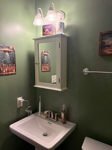 Building Photo - 5063 Popperdam Creek Dr