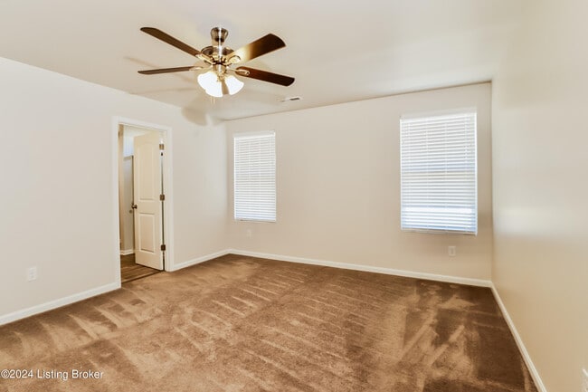 Building Photo - 443 Vildana Wy