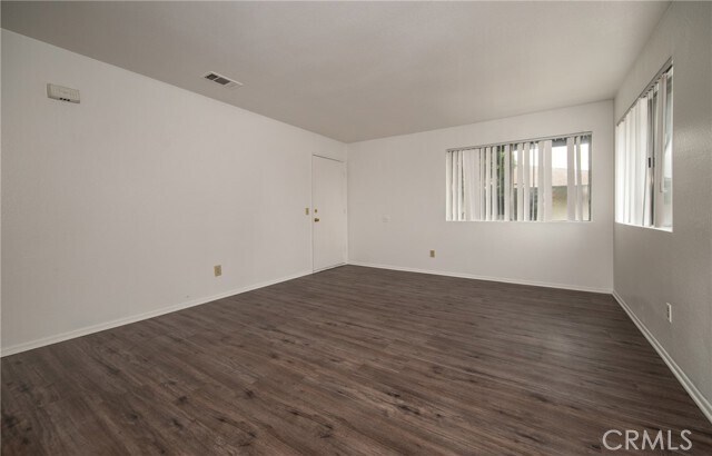 Building Photo - 1218 Oxford Dr