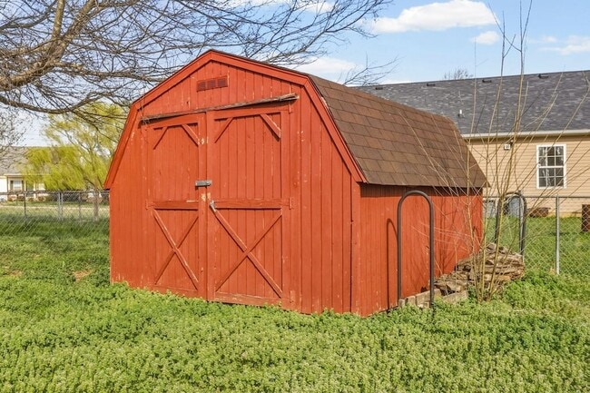 Building Photo - 1361 Jenny Ln