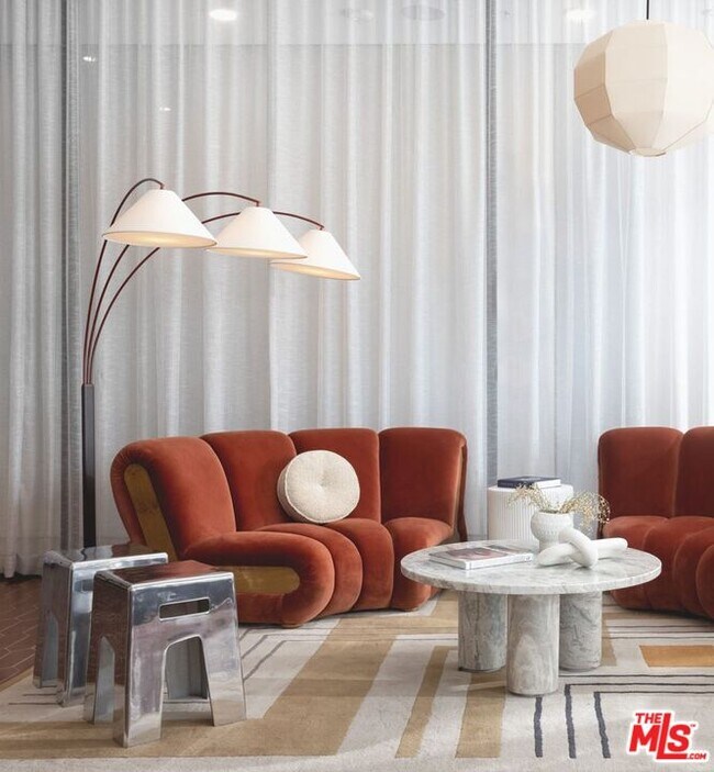 Building Photo - 7617 Santa Monica Blvd